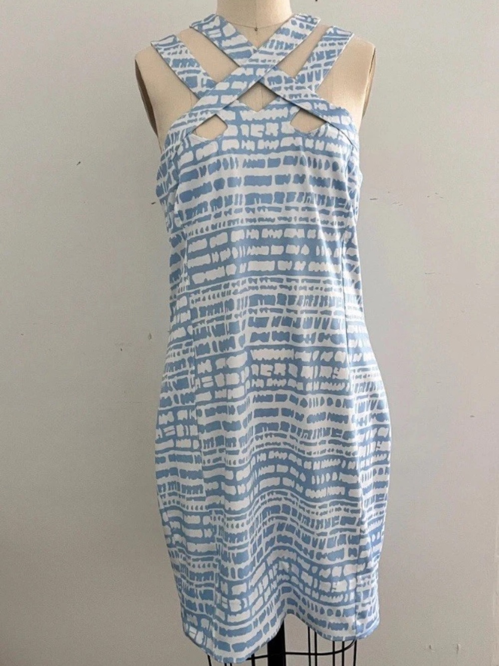 Gretchen Scott Designs Blue/White Crisscross Performance Athletic Shift Dress